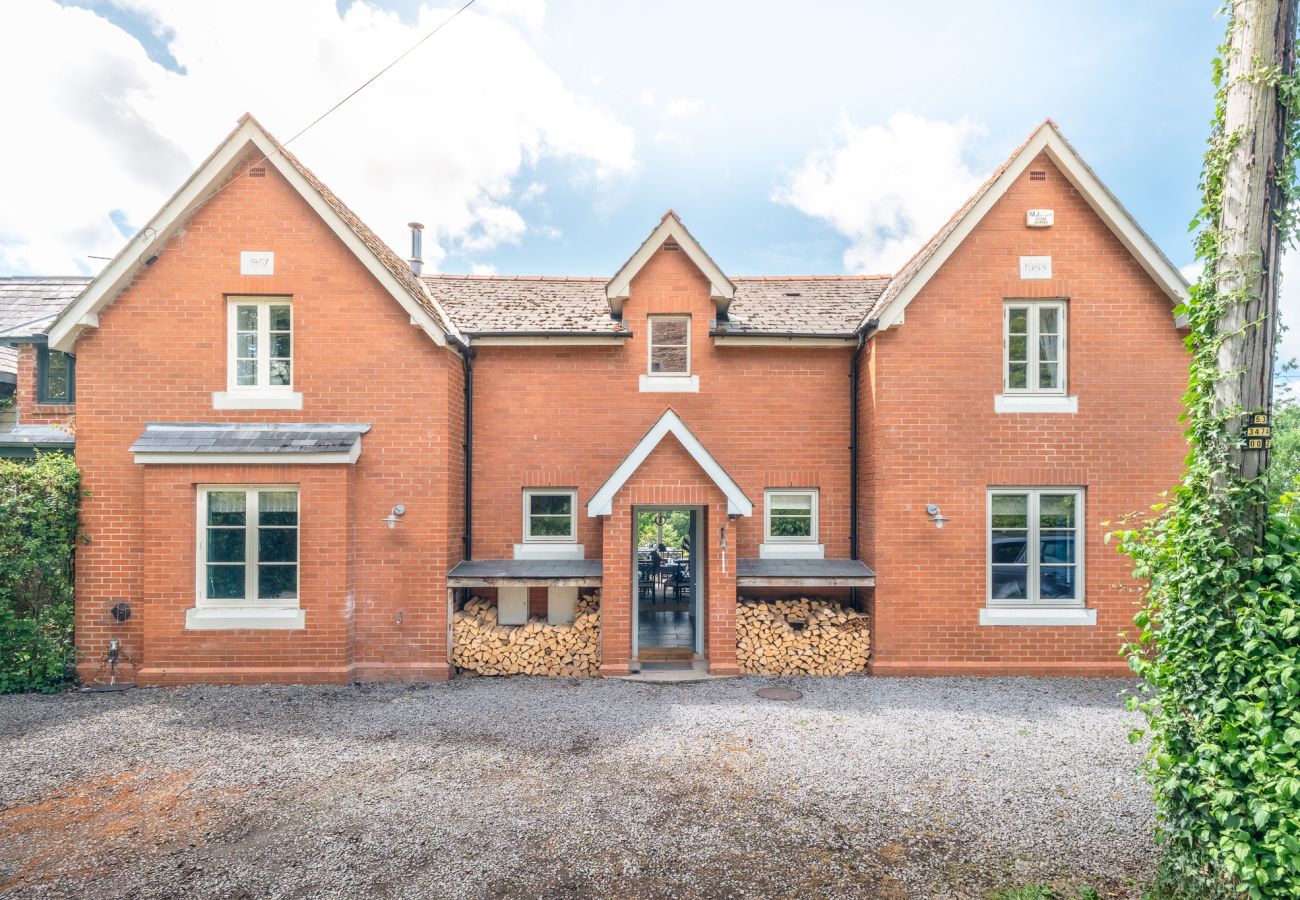 Huis in Raglan - The Old Schoolhouse at Penrhos