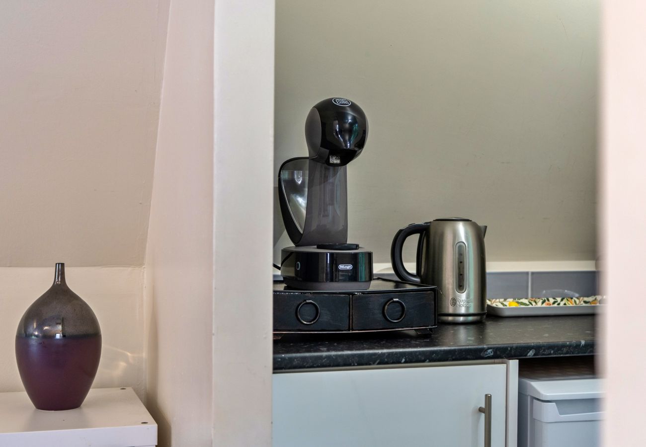 Chalet in Callington - Daisy Valley Lodge
