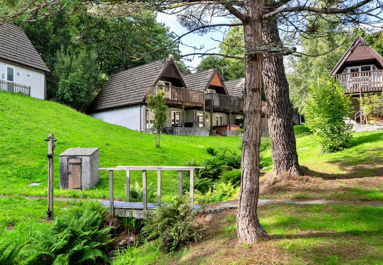Chalet in Callington - Daisy Valley Lodge