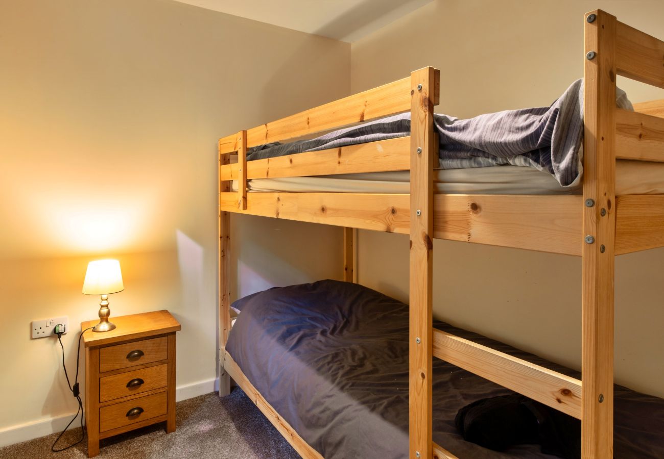 Chalet in Callington - Daisy Valley Lodge