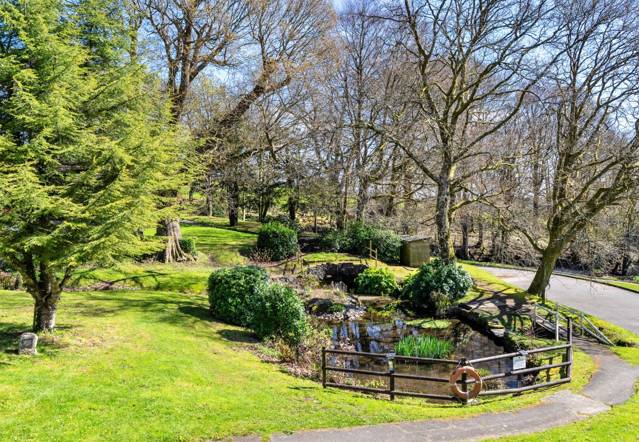 Chalet in Callington - Daisy Valley Lodge