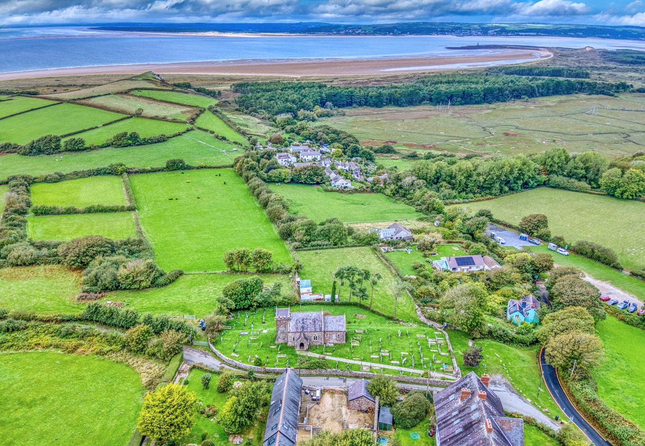 Cottage in Llanmadoc - Gower, Lower Church Barn