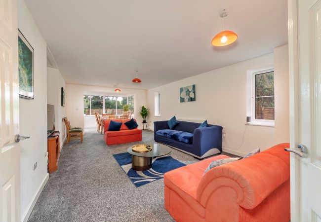  in Newport - Newport Residence