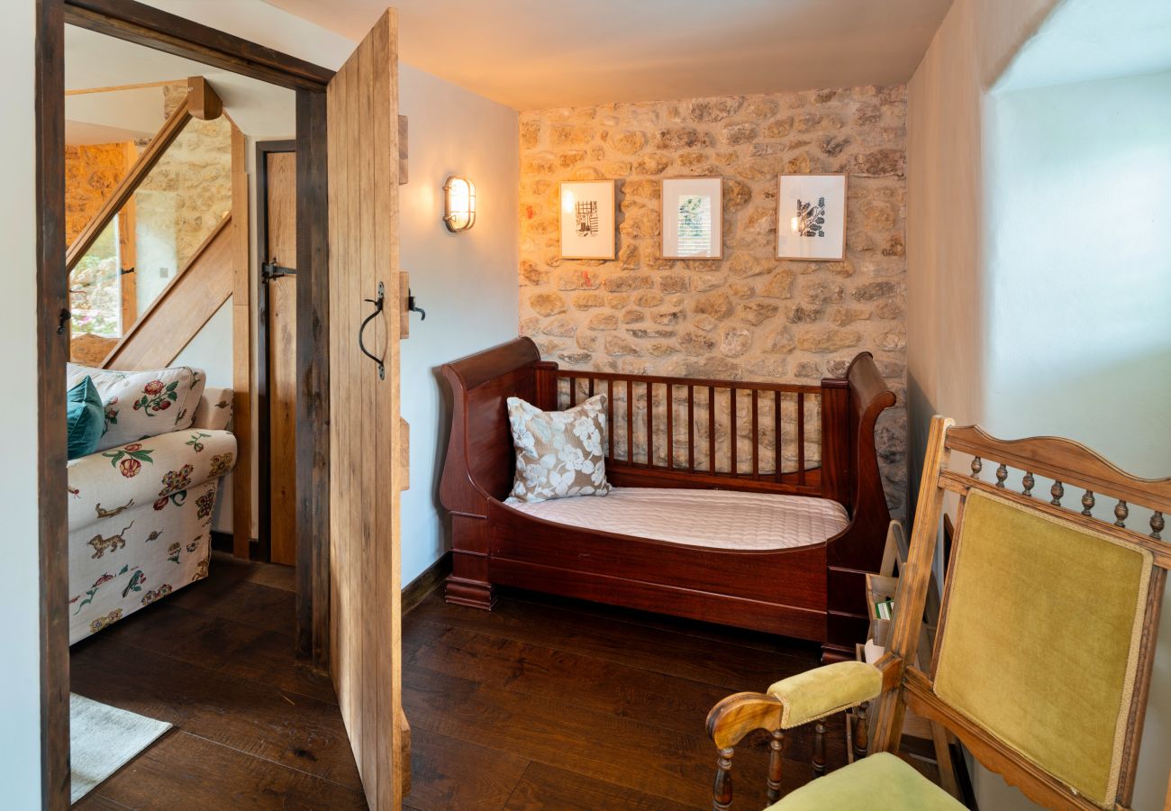 Cottage in Mappowder - Styles Farm Stables