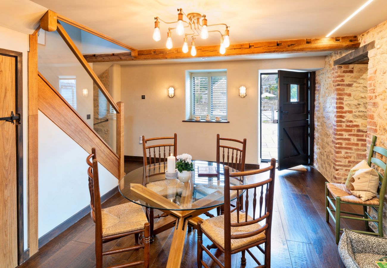 Cottage in Mappowder - Styles Farm Stables