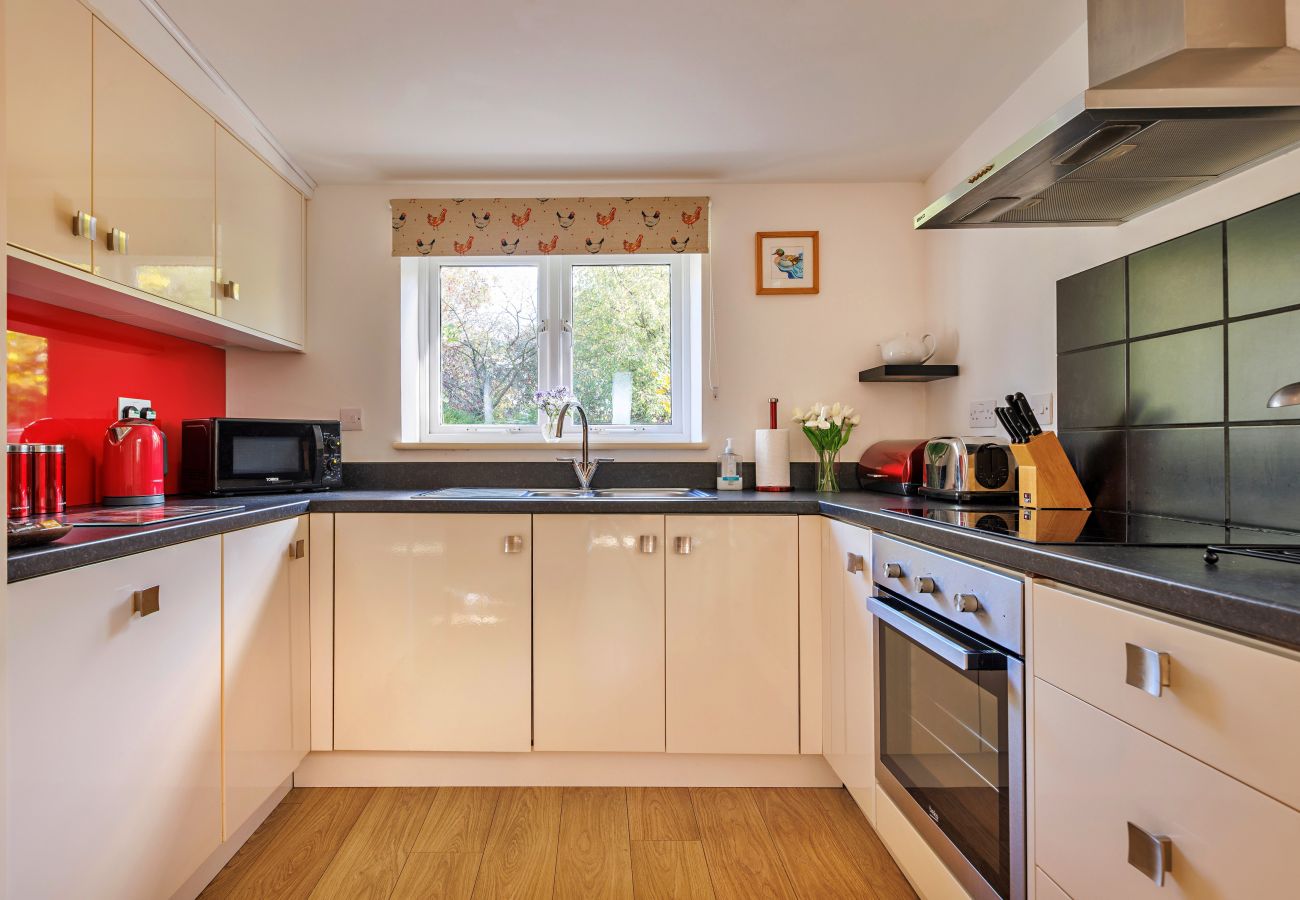 Bungalow in Themelthorpe - Hawthorn Cottage