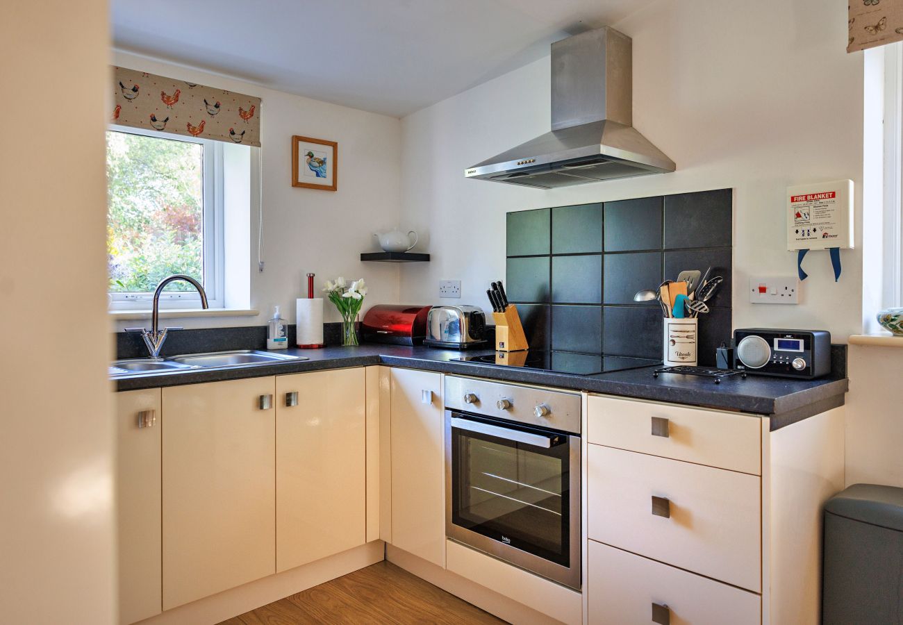 Bungalow in Themelthorpe - Hawthorn Cottage