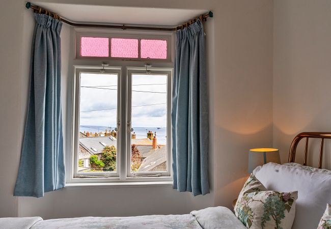 Cottage in Mousehole - Cosy Mousehole Cottage with Sea Views Cottage in Mousehole - Cosy Mousehole Cottage with Sea Views