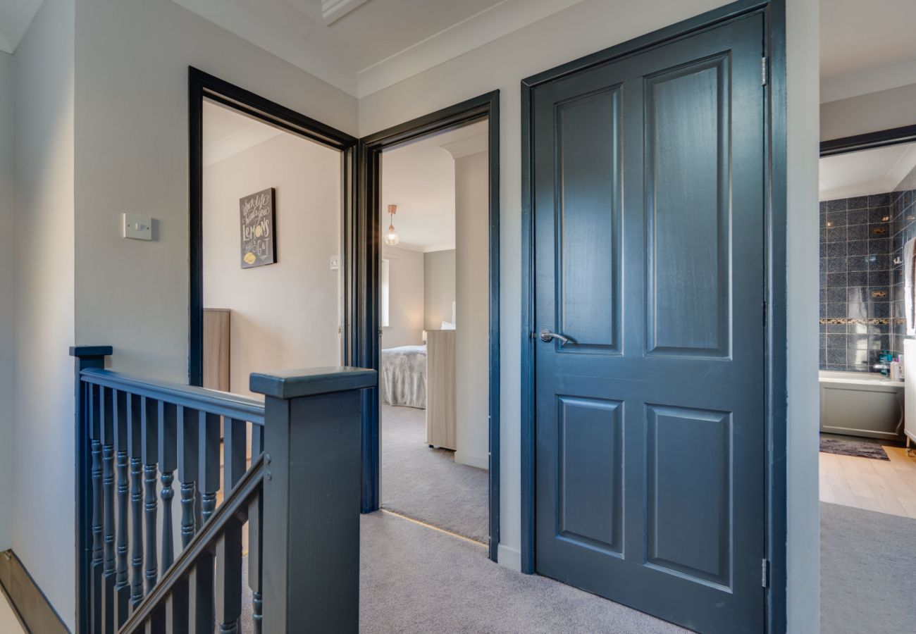 Buddha House, Godmanchester [Updated 2024 Prices]