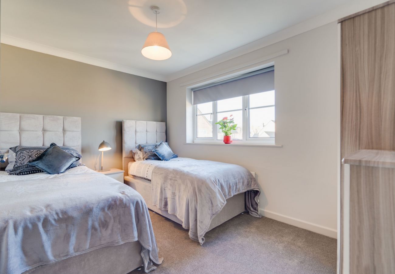 Buddha House, Godmanchester [Updated 2024 Prices]