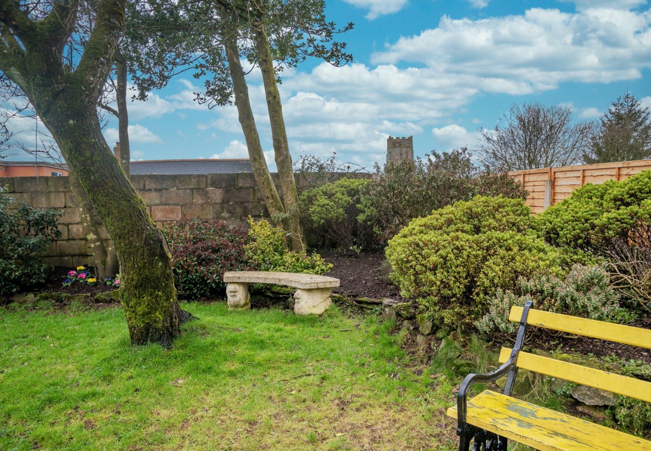 Cottage in West Buckland - Court Cottage