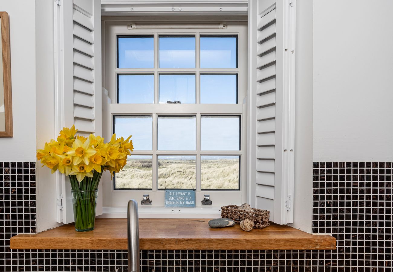 Cottage in Walney - Walney Island Lighthouse