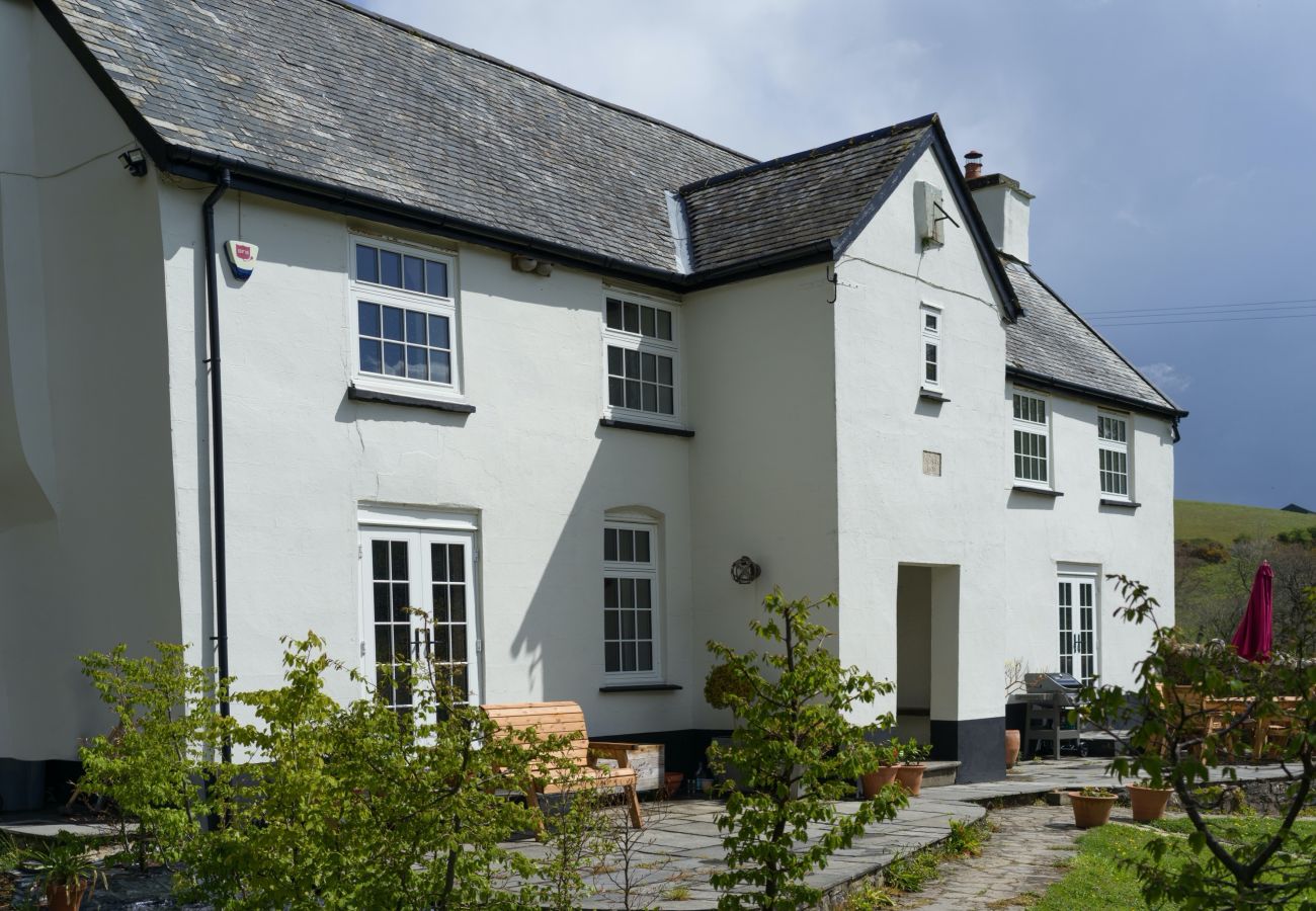 Cottage in West Down - Lower Aylescott Farmhouse