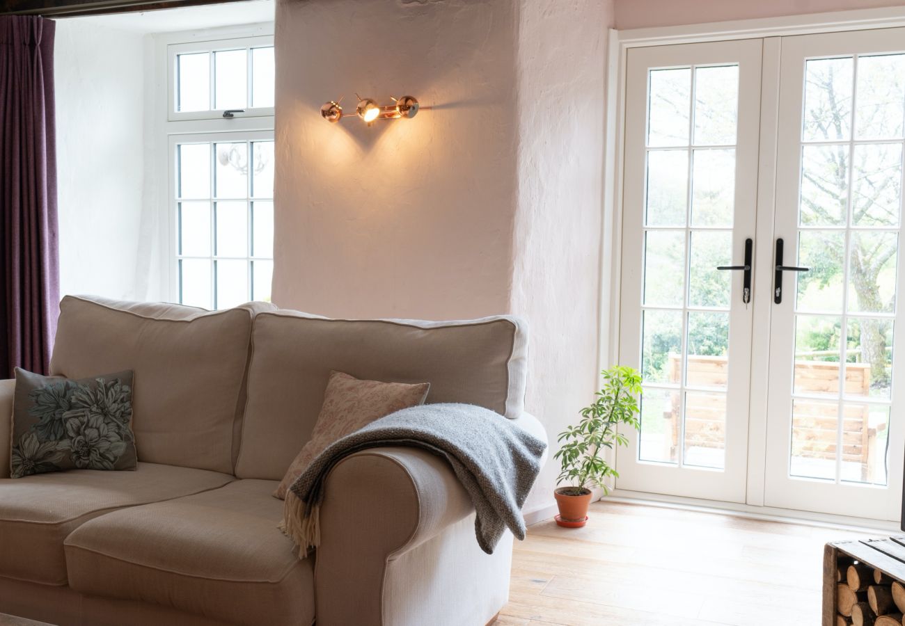 Cottage in West Down - Lower Aylescott Farmhouse