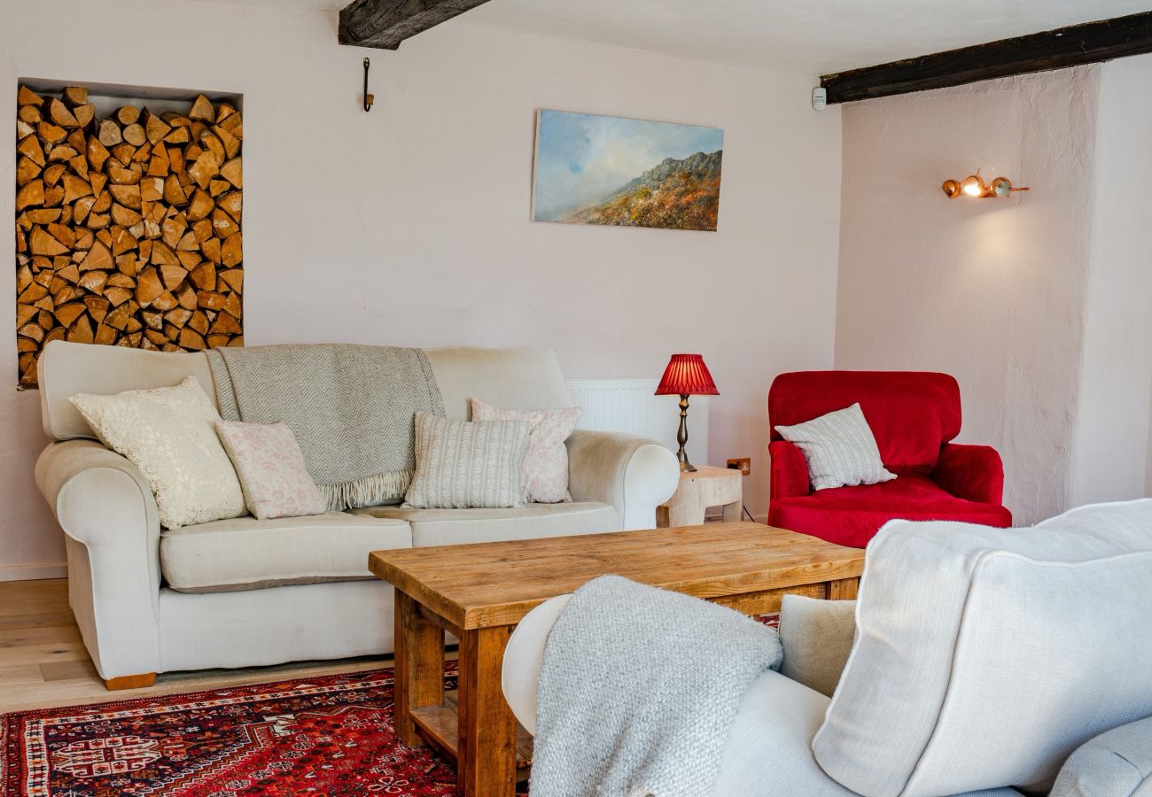 Cottage in West Down - Lower Aylescott Farmhouse
