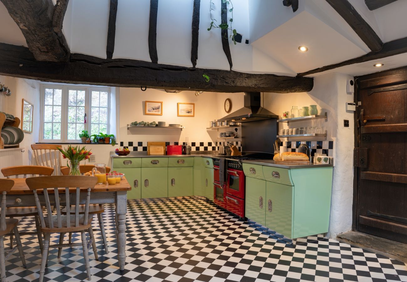 Cottage in West Down - Lower Aylescott Farmhouse