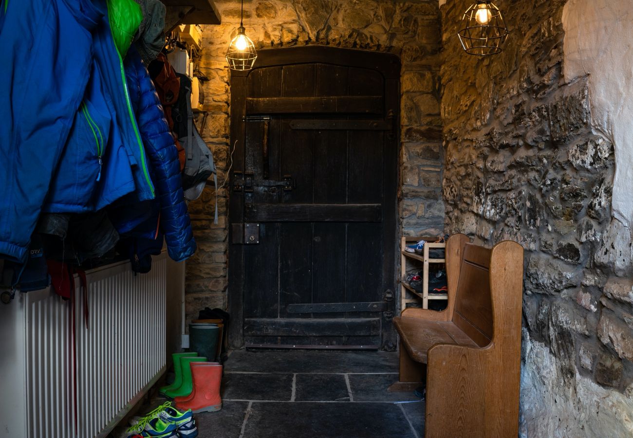 Cottage in West Down - Lower Aylescott Farmhouse
