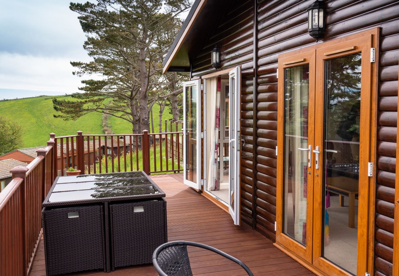 Chalet in Torpoint - Whitsand Bay Lodge