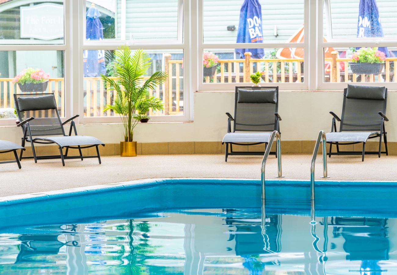 Chalet in Torpoint - Whitsand Bay Lodge