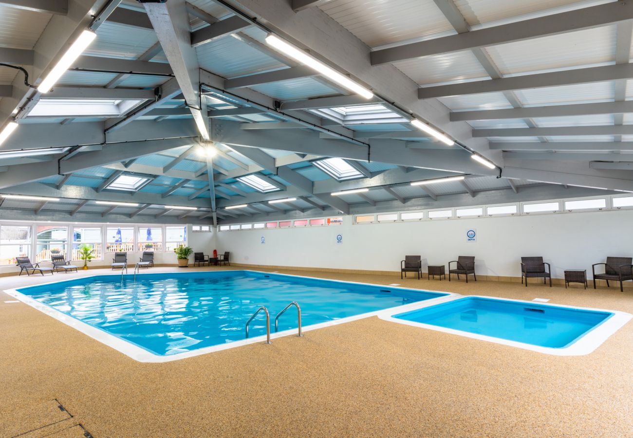 Chalet in Torpoint - Whitsand Bay Lodge