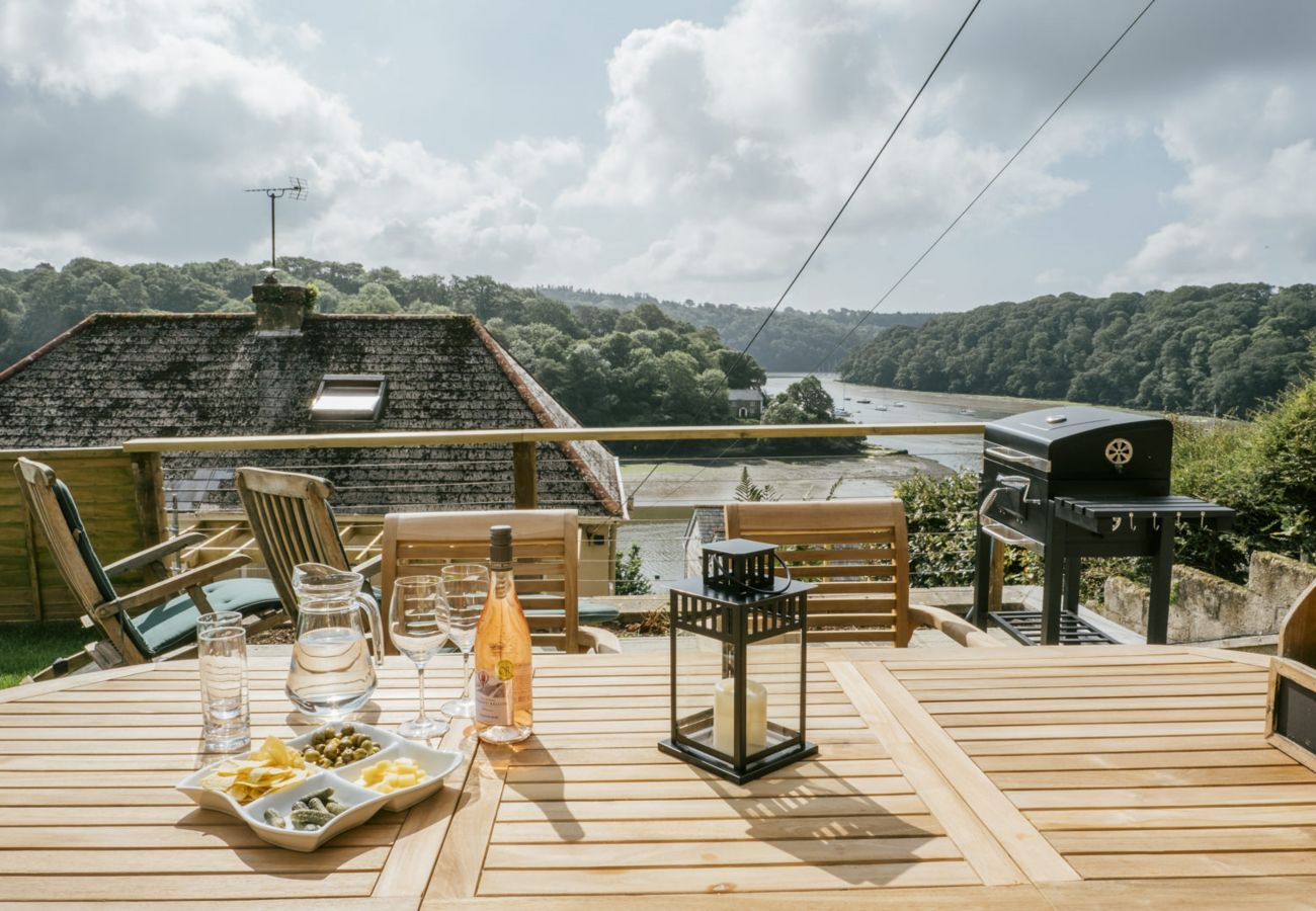 House in Malpas - Tideway