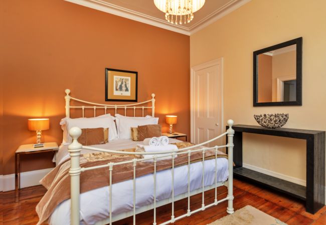 House in Whitby - Adventure House House in Whitby - Adventure House