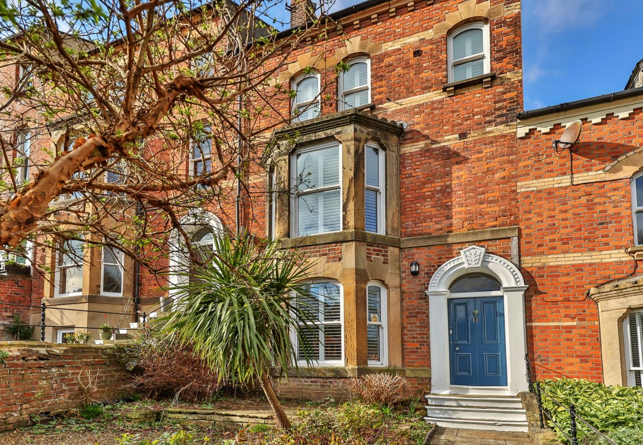 House in Whitby - Adventure House