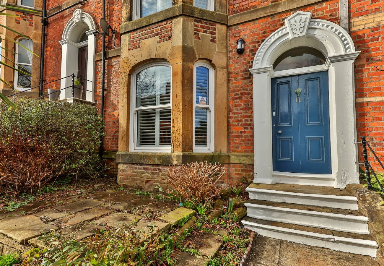 House in Whitby - Adventure House