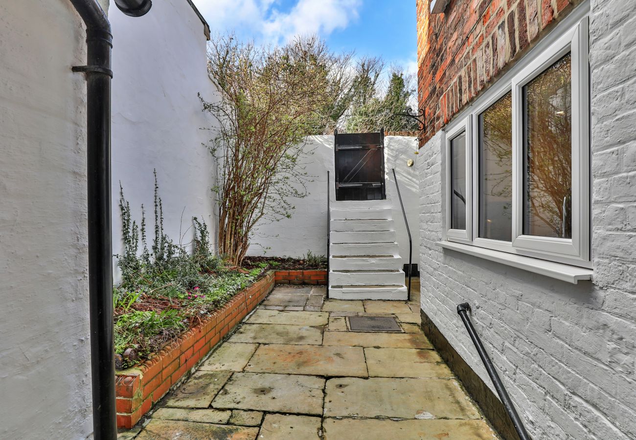 House in Whitby - Adventure House