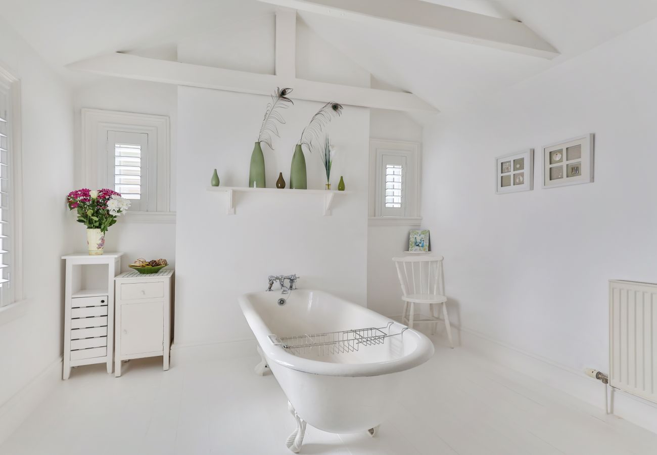 House in Whitby - Adventure House