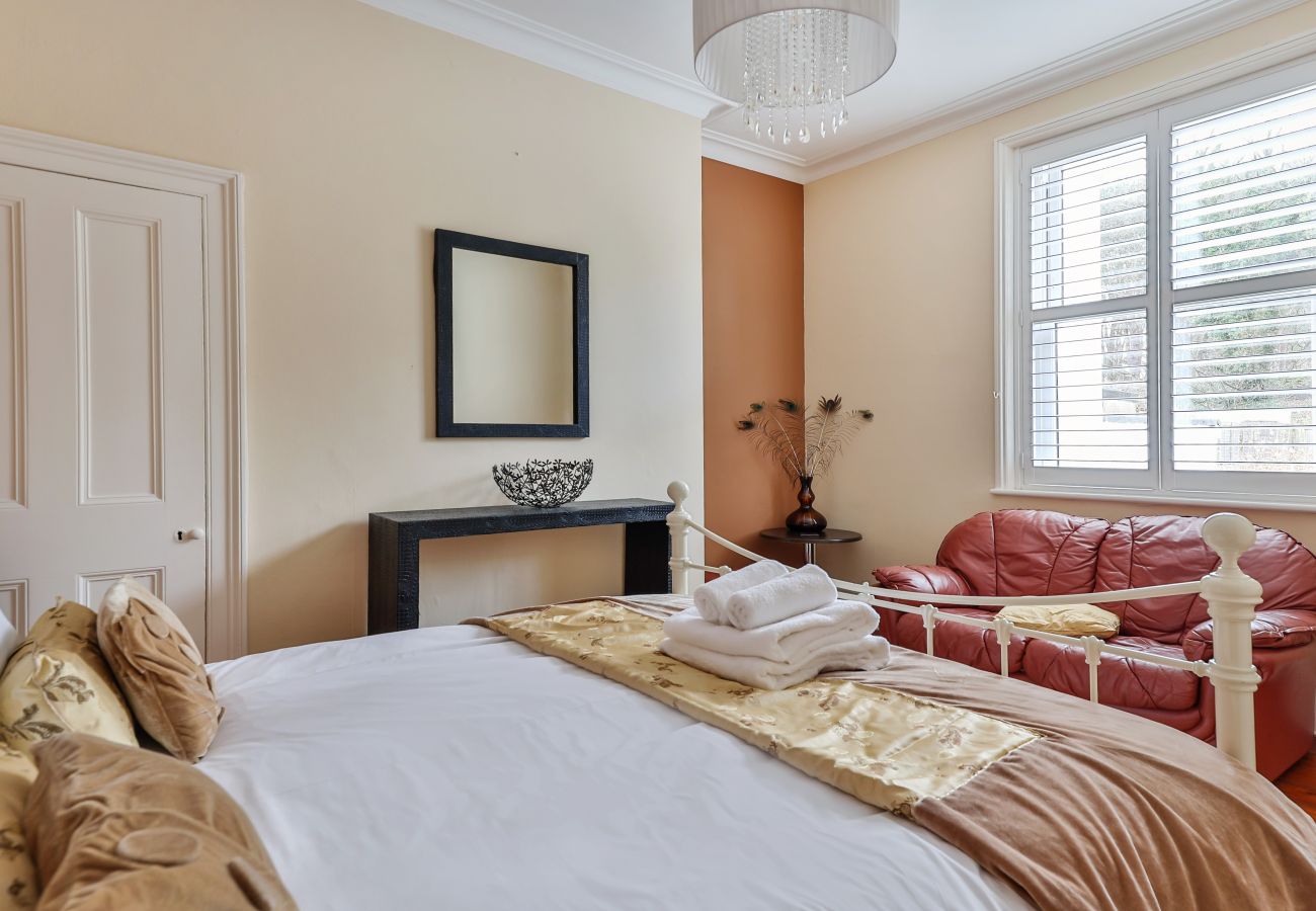 House in Whitby - Adventure House