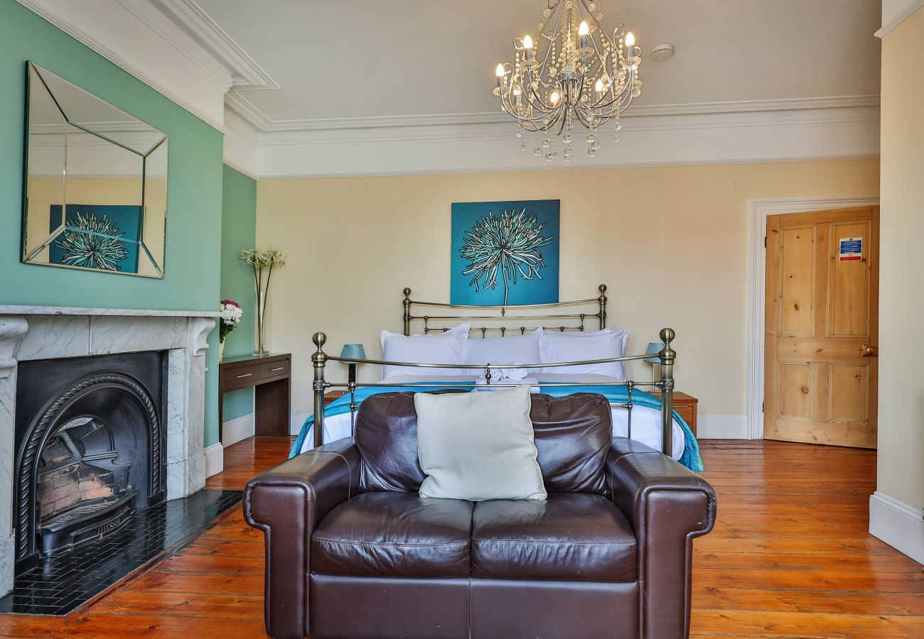 House in Whitby - Adventure House