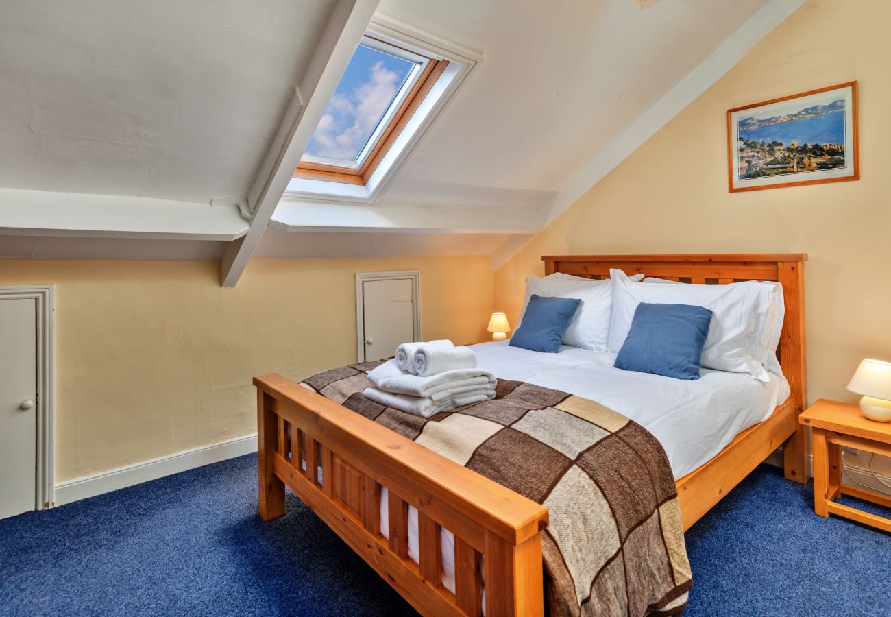 House in Whitby - Adventure House