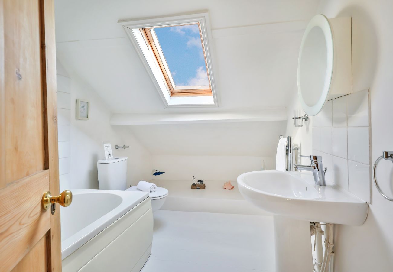 House in Whitby - Adventure House