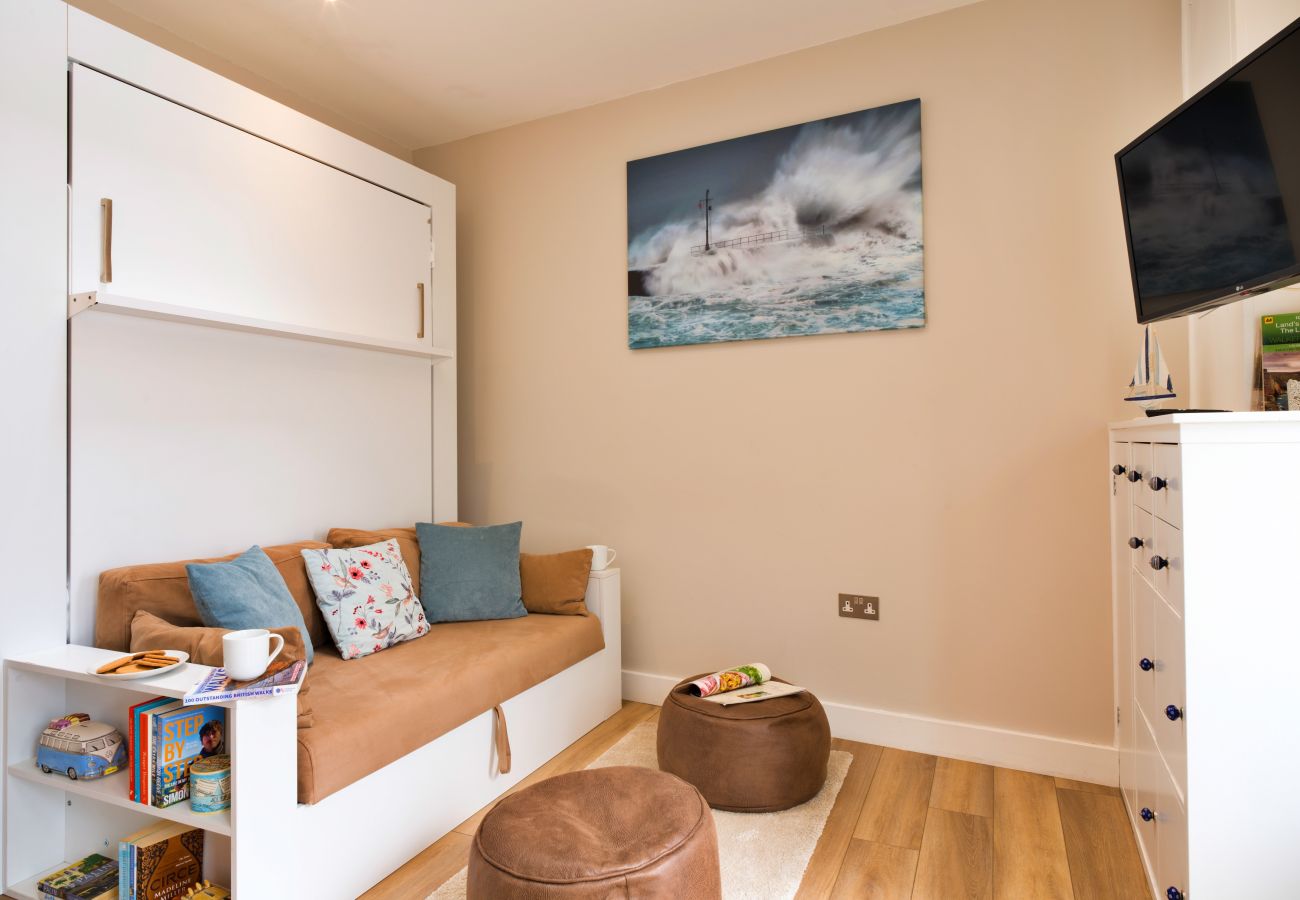 Apartment in Porthleven - The Hideaway
