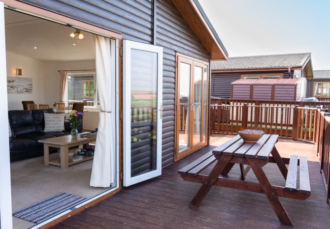 Chalet in Torpoint - Serendipity Lodge Chalet in Torpoint - Serendipity Lodge