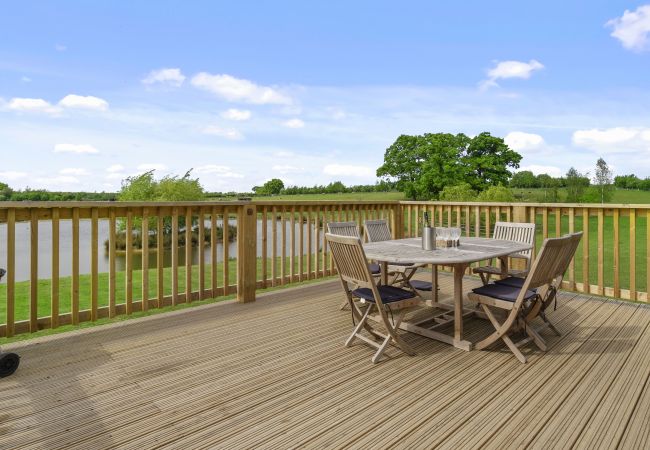 Chalet in Hertford - The Chicken Coop Chalet in Hertford - The Chicken Coop