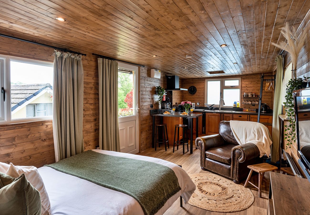 Chalet in Launceston - Trevoya Cabin