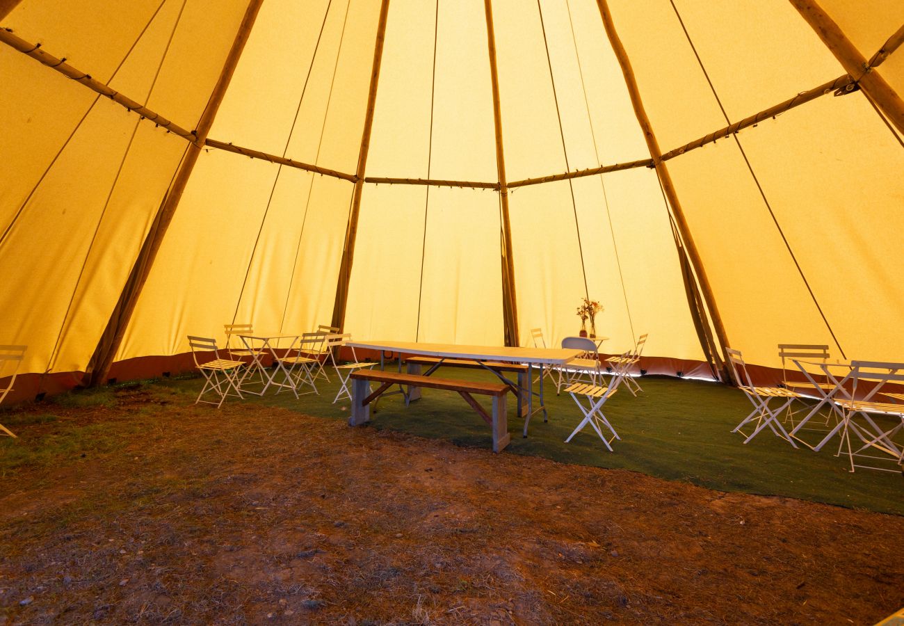 Chalet in Elstree - Blissful Bell Tent - Tansy
