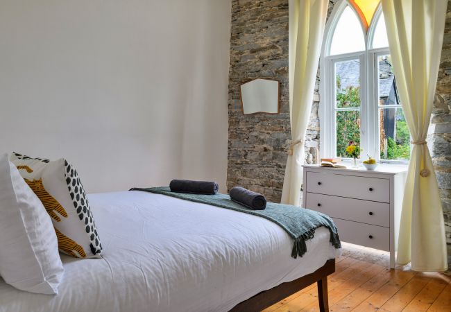 House in Dinas Mawddwy - The Old Wesleyan Chapel House in Dinas Mawddwy - The Old Wesleyan Chapel