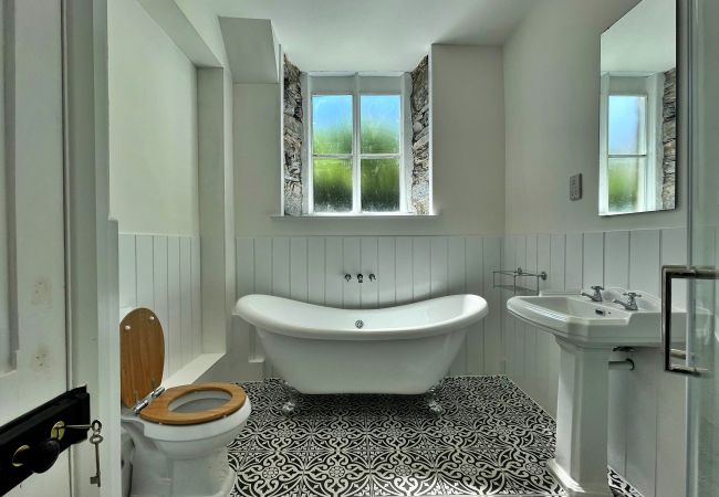 House in Dinas Mawddwy - The Old Wesleyan Chapel House in Dinas Mawddwy - The Old Wesleyan Chapel