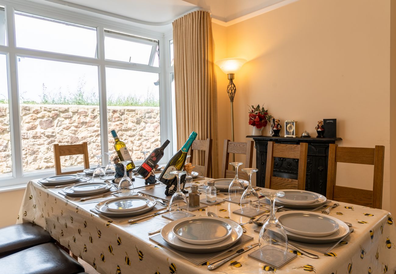 House in Minehead - Hillview House