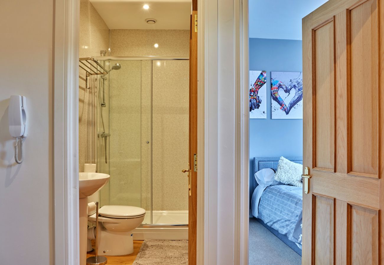 Apartment in Matlock - Shaky's Penthouse