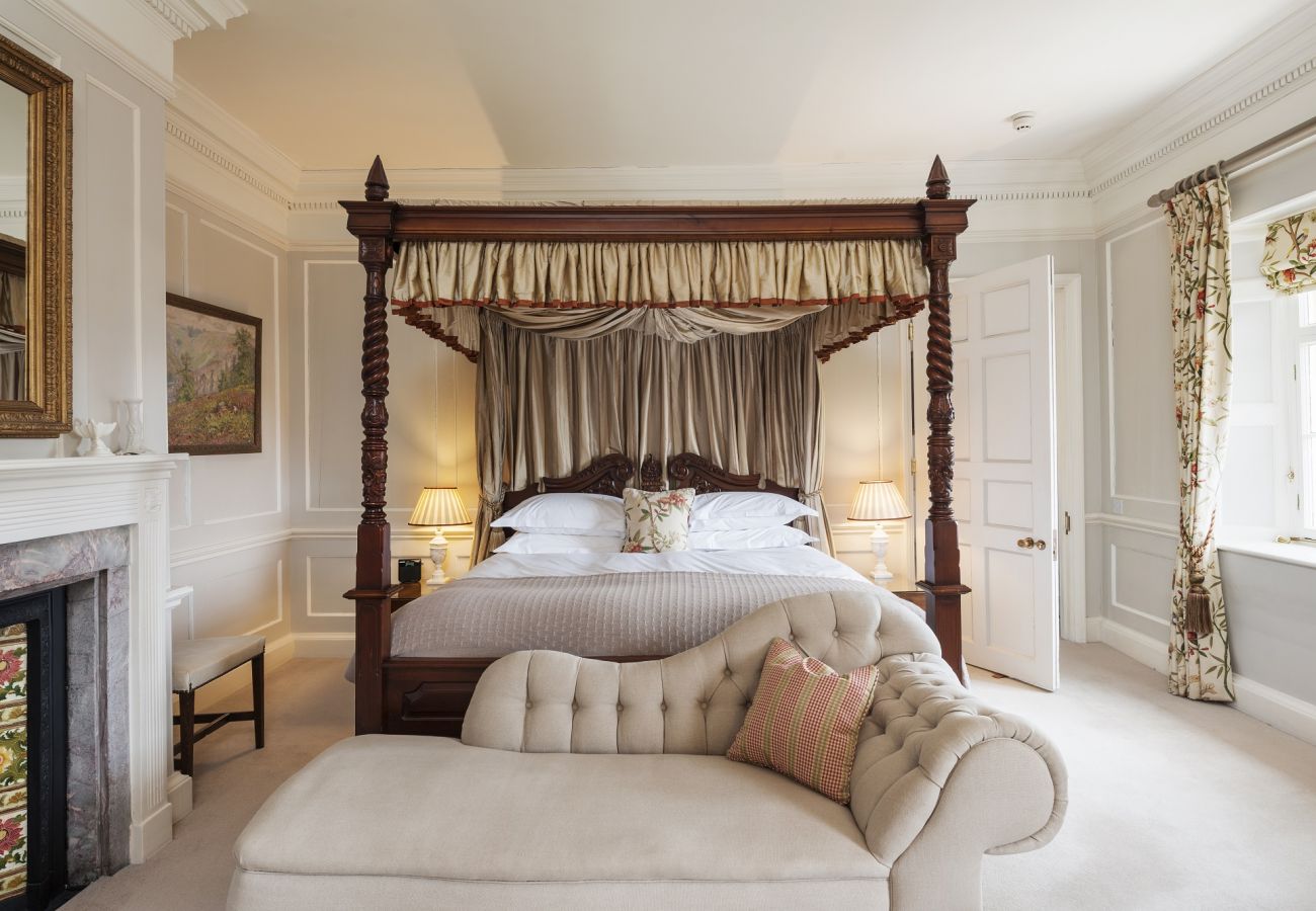 Country house in Saltash - Historic Castle on River Tamar