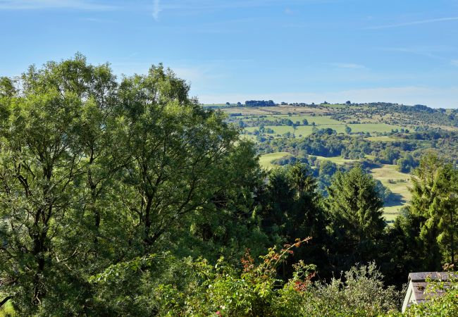 Cottage in Hackney - Peak View