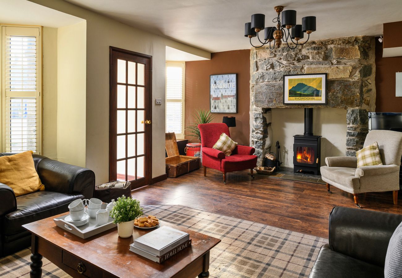 Cottage in Tremadog - Awelon