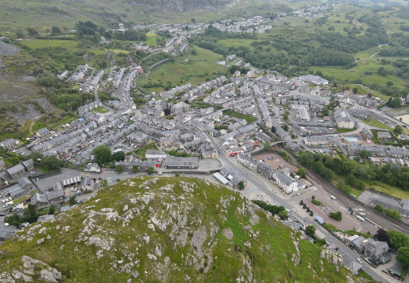 House in Blaenau Ffestiniog - Capel Salem