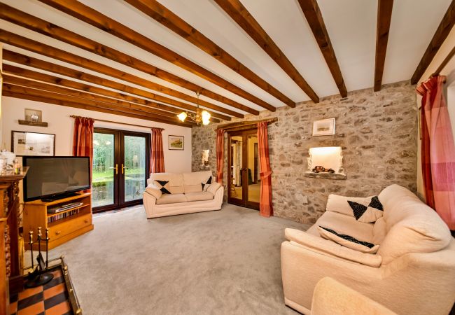 House in Ashbourne - The Shires at Alstonefield House in Ashbourne - The Shires at Alstonefield