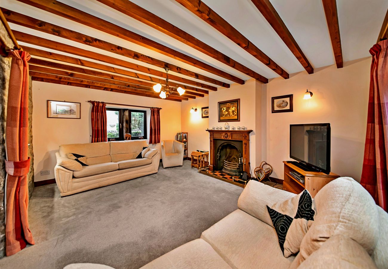 House in Ashbourne - The Shires at Alstonefield