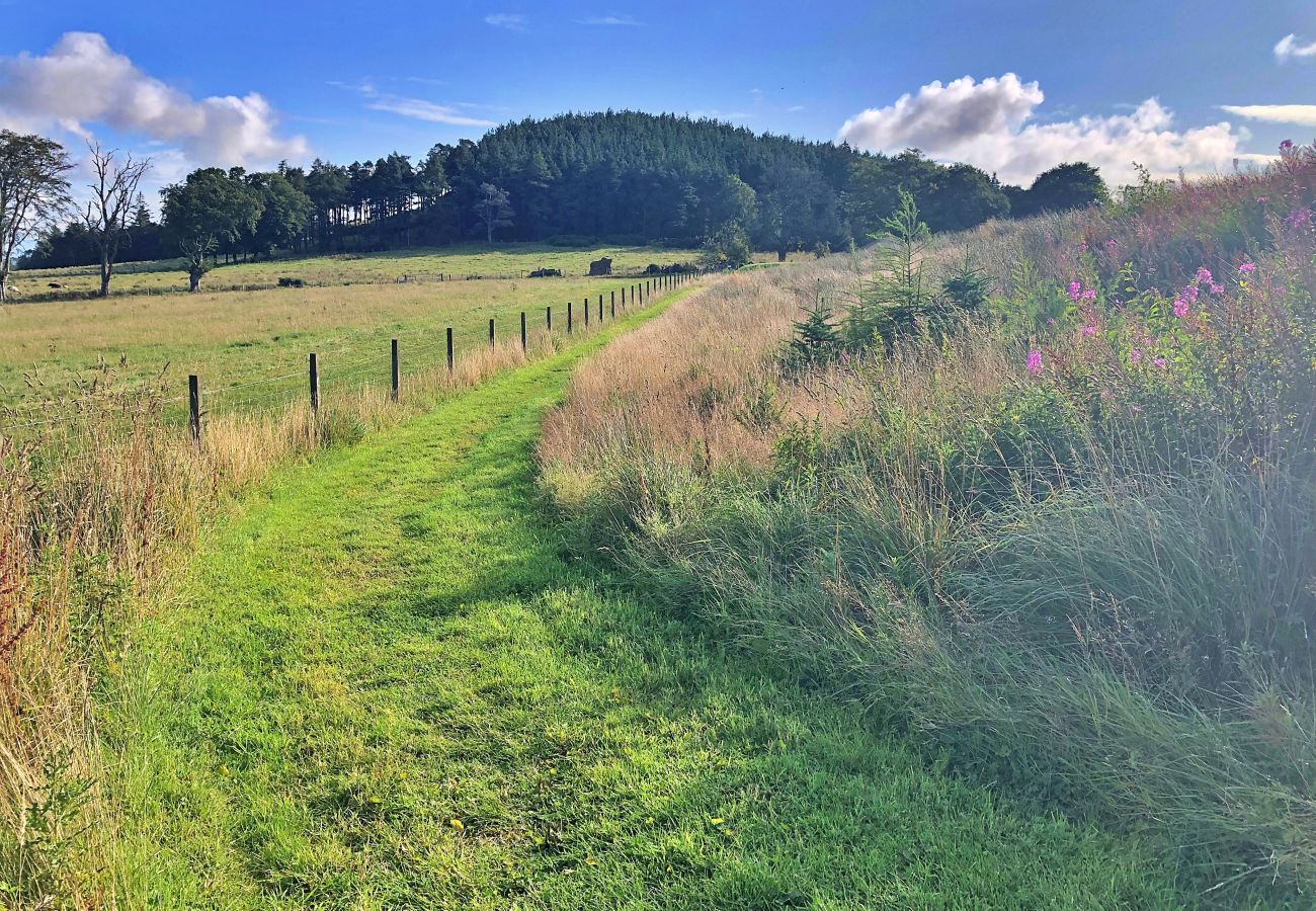 Chalet in Auchterarder - Heather Yurt